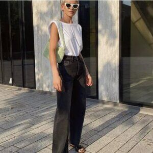 NWT ZARA HIGH-WAISTED RELAXED ZW JEANS BLACK